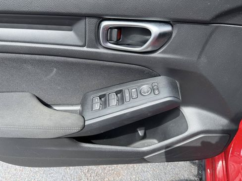 Used 2024 Honda Civic Sport image 9