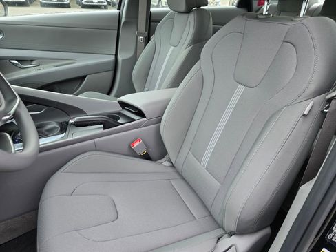 New 2026 Hyundai Elantra SE image 23