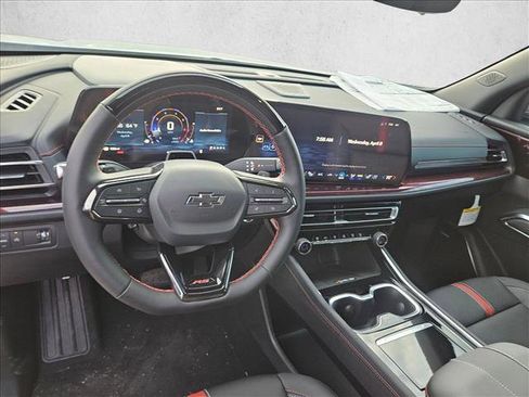 New 2026 Chevrolet Traverse RS FWD image 12