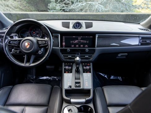 Used 2023 Porsche Macan GTS image 43