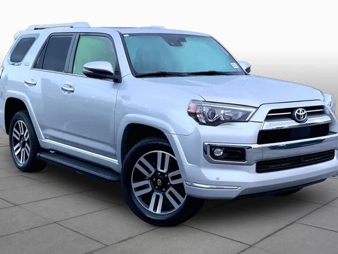 Used 2024 Toyota 4Runner Limited AWD/4WD image 3