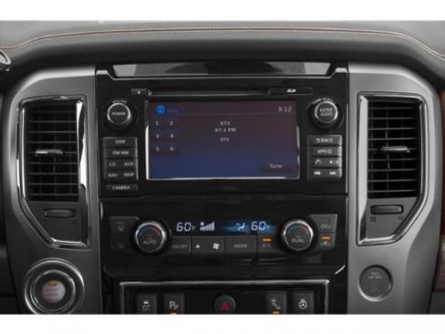 Used 2019 Nissan Titan Platinum Reserve image 20