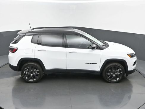 New 2026 Jeep Compass Limited image 44