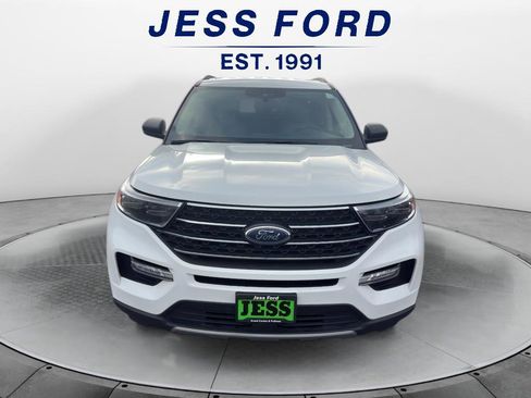 Used 2024 Ford Explorer XLT w/ Equipment Group 202A image 7