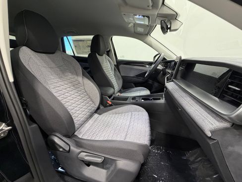 New 2026 Volkswagen Tiguan S AWD/4WD image 28