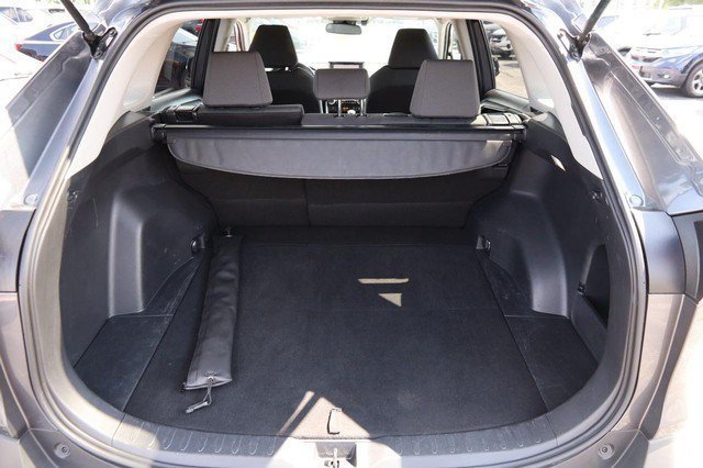 Used 2025 Toyota RAV4 XLE w/ Weather Package AWD/4WD image 7