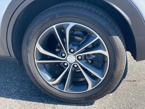 Used 2022 Buick Encore GX Essence FWD image 30