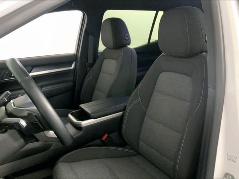 Used 2025 GMC Terrain Elevation AWD/4WD image 22