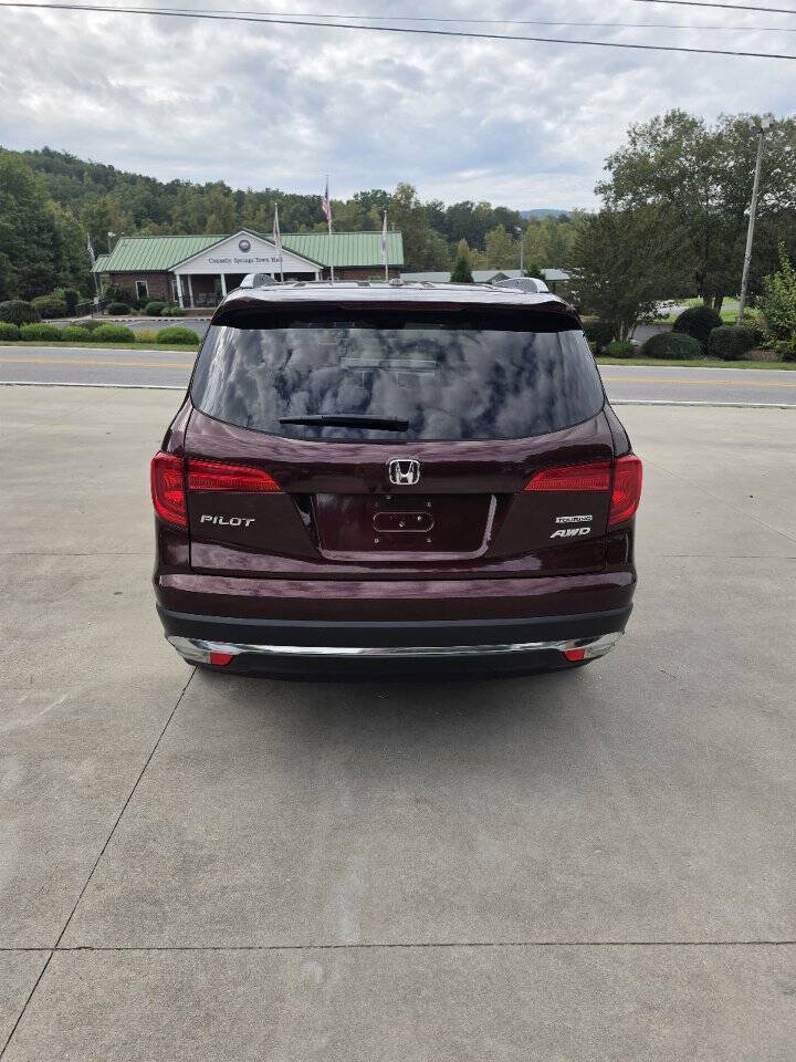 Used 2017 Honda Pilot Touring image 4