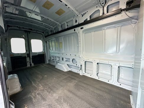 Used 2023 Ford Transit 350 148 High Roof Extended AWD image 24