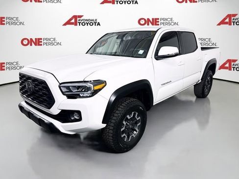 Certified 2023 Toyota Tacoma TRD Off-Road image 3