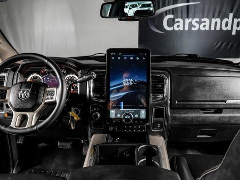 Used 2014 RAM 3500 Laramie w/ Convenience Group AWD/4WD image 14