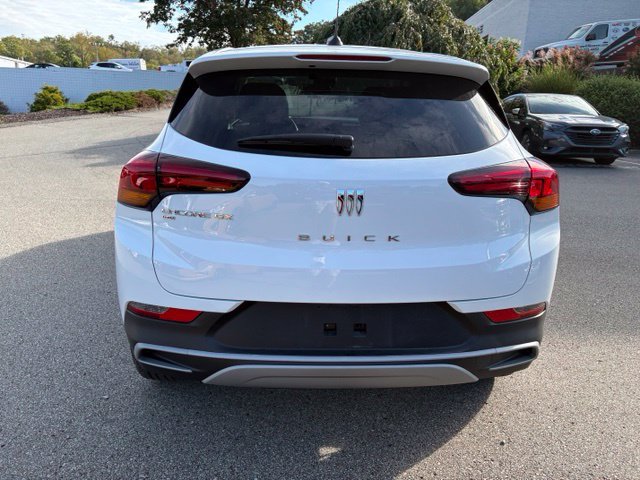 Used 2024 Buick Encore GX Preferred w/ Comfort Package AWD/4WD image 4