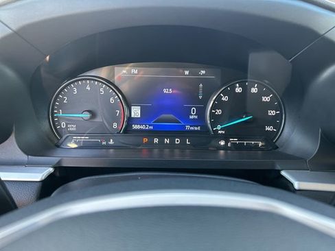 Used 2022 Ford Explorer XLT w/ Equipment Group 202A image 13