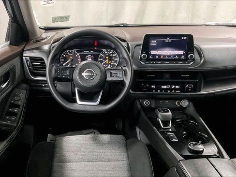 Certified 2023 Nissan Rogue SV image 17