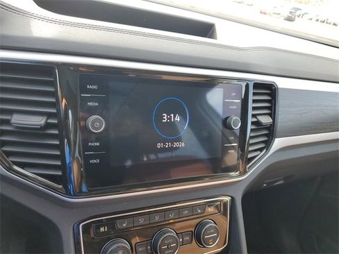 Certified 2023 Volkswagen Atlas SE w/ Panoramic Sunroof Package image 20