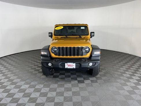 Used 2026 Jeep Wrangler Unlimited Sport AWD/4WD image 2