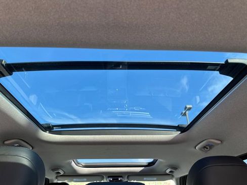 Certified 2025 Hyundai Santa Fe Limited image 20