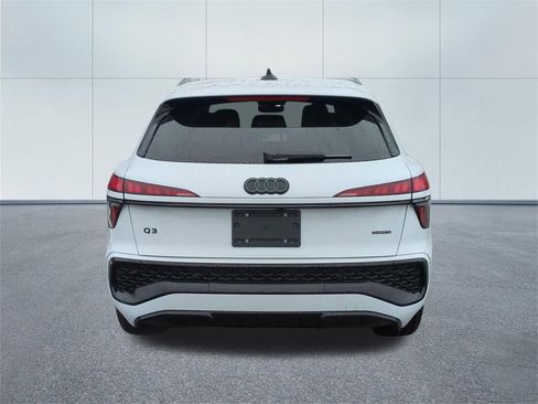 New 2026 Audi Q3 quattro 2.0T image 4