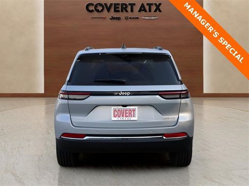 New 2025 Jeep Grand Cherokee Limited w/ Luxury Tech Group II image 4