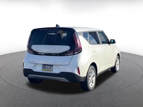 Used 2025 Kia Soul LX w/ LX Technology Package image 14