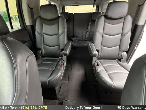 Used 2016 Cadillac Escalade ESV Premium image 21