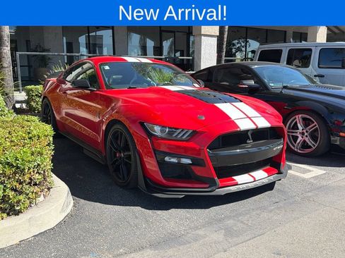 Used 2020 Ford Mustang Shelby GT500 w/ Technology Package RWD image 1