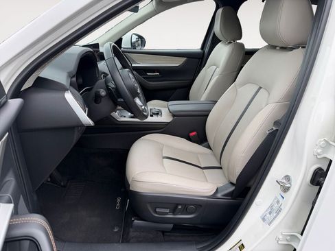 Used 2024 MAZDA CX-90 Plug-In Hybrid w/ Premium Pkg AWD/4WD image 6