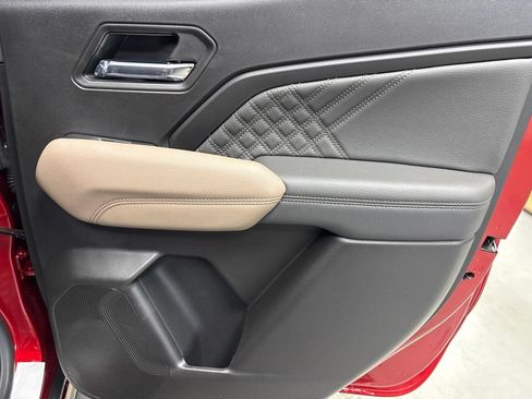 New 2026 GMC Canyon Denali AWD/4WD image 10