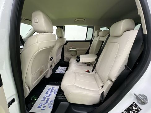 Used 2021 Mercedes-Benz GLB 250 4MATIC image 25