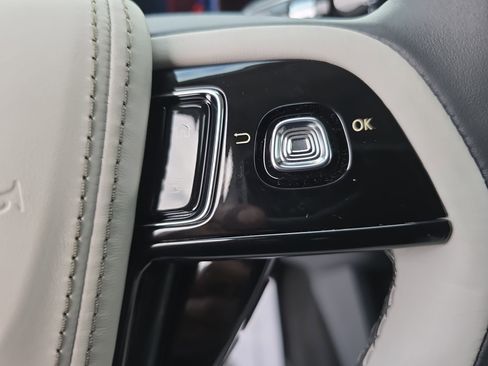 New 2026 Lincoln Aviator Reserve image 17