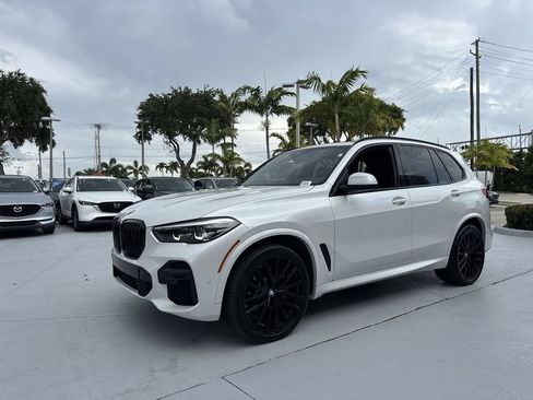 Used 2023 BMW X5 xDrive40i w/ M Sport Package AWD/4WD image 28