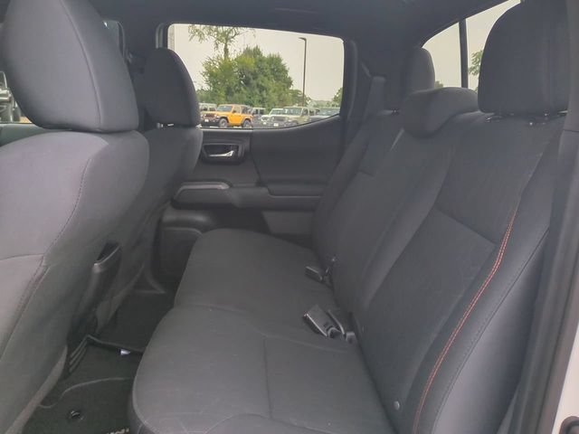 Used 2018 Toyota Tacoma TRD Sport RWD image 14