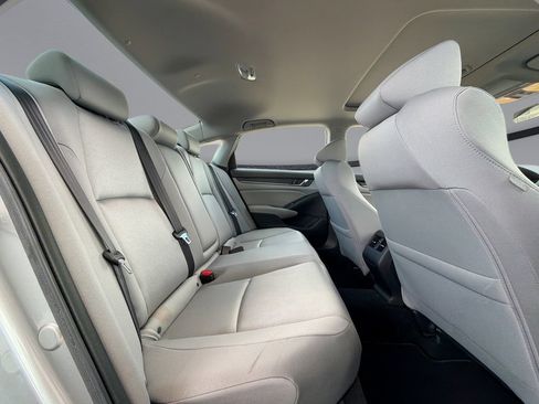 Used 2019 Honda Accord EX image 17