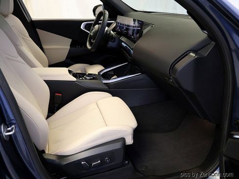 Certified 2025 BMW X3 xDrive30i image 35