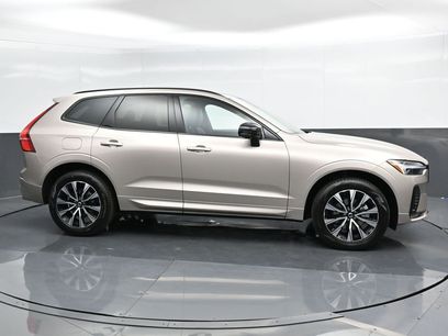 New 2025 Volvo XC60 B5 Core w/ Protection Package Premier