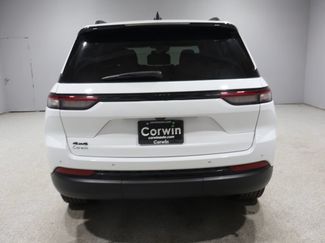Used 2023 Jeep Grand Cherokee Altitude AWD/4WD video 3