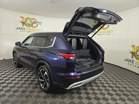 Used 2024 Mitsubishi Outlander SEL AWD/4WD image 34