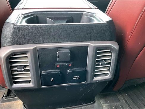 Used 2018 Ford F150 Platinum AWD/4WD image 32
