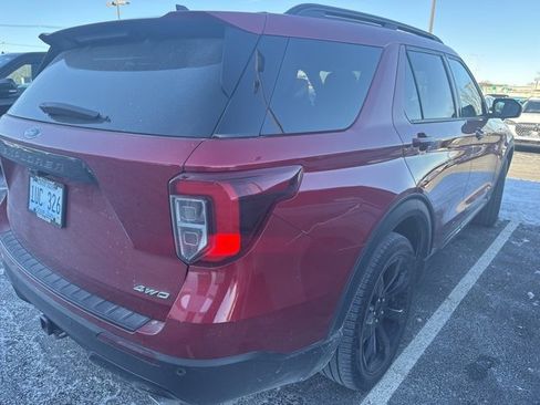 Used 2023 Ford Explorer ST-Line w/ Class IV Trailer Tow Package image 5