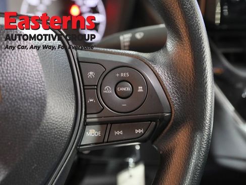 Used 2025 Toyota Corolla LE image 34