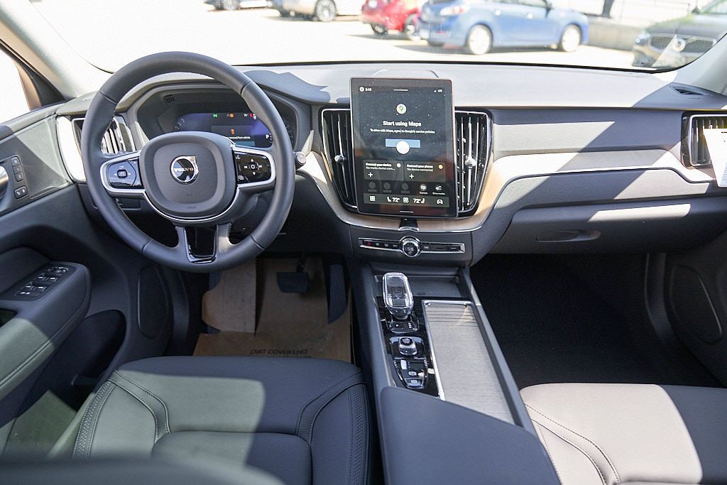 New 2026 Volvo XC60 B5 Core w/ Protection Package AWD/4WD image 22