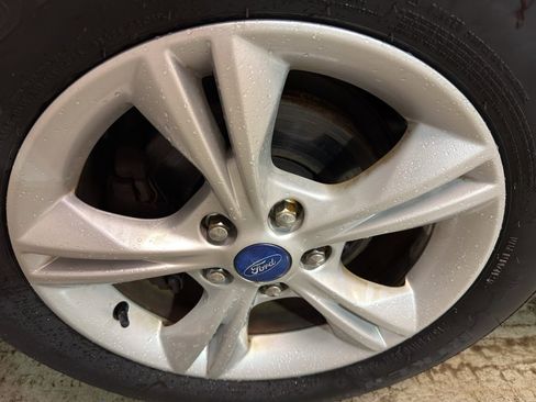 Used 2014 Ford Focus SE image 30