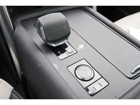 Used 2022 Land Rover Discovery S R-Dynamic image 24