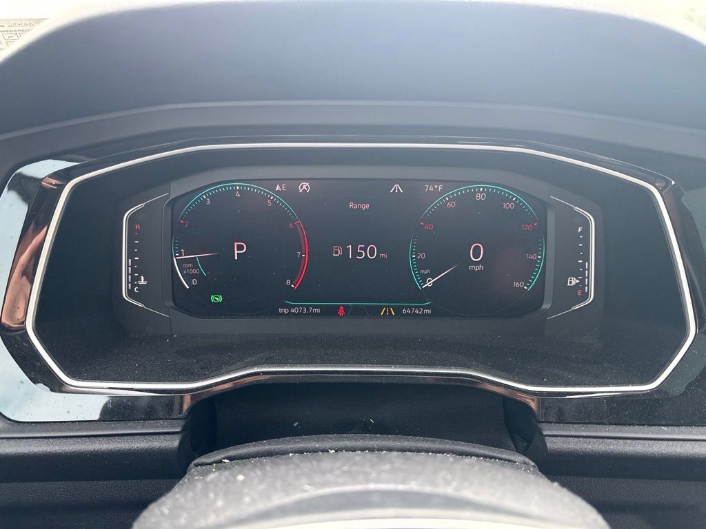 Used 2019 Volkswagen Jetta SEL w/ Cold Weather Package FWD image 18