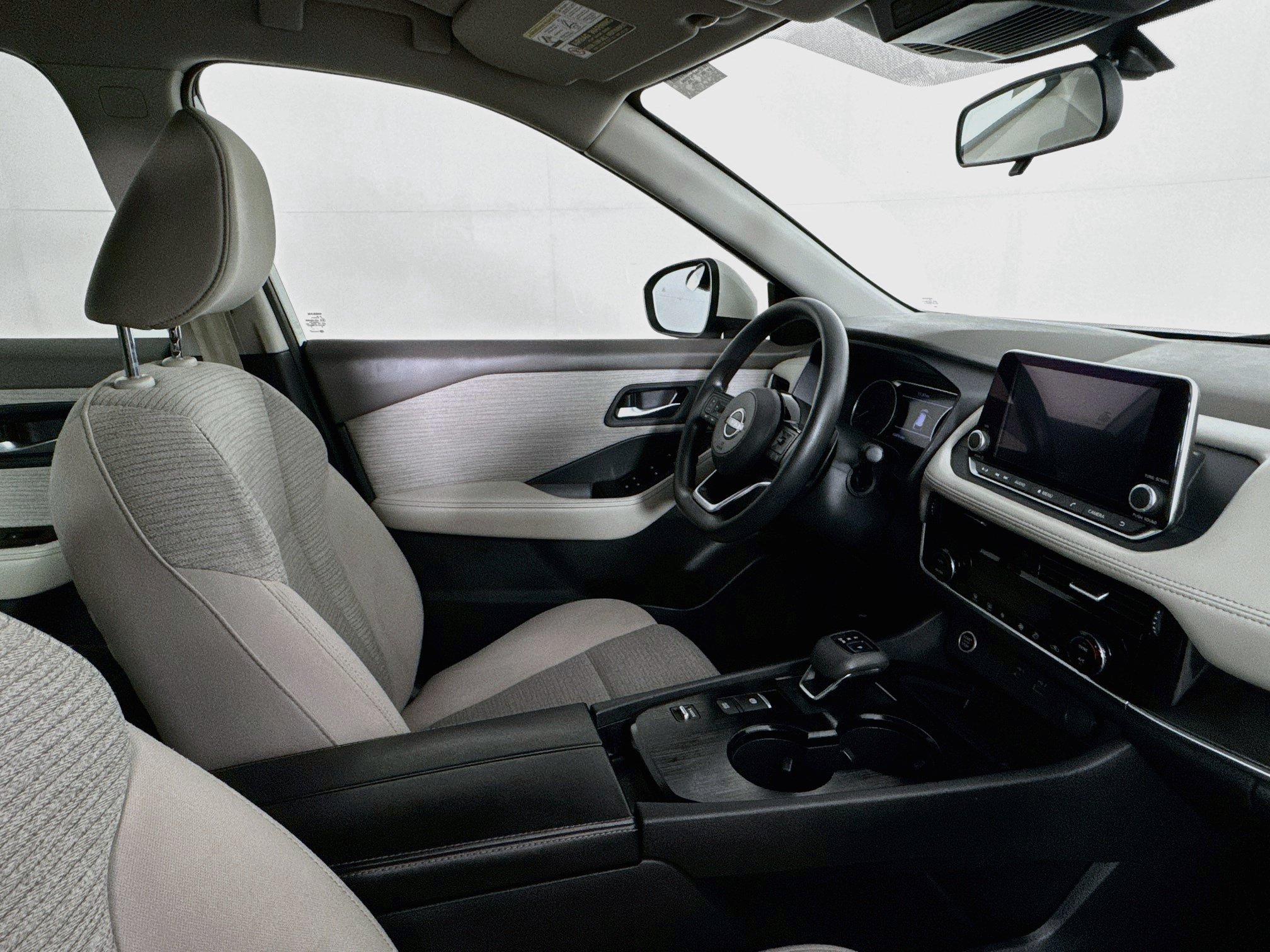 Used 2022 Nissan Rogue SV FWD image 49