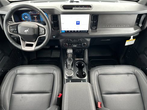 New 2025 Ford Bronco Big Bend w/ Black Diamond Package AWD/4WD image 15