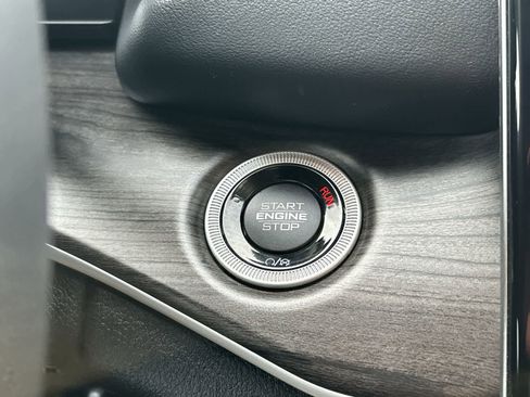 Used 2024 Jeep Grand Cherokee Limited 4xe image 24