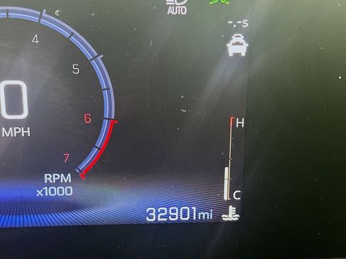 Used 2024 Chevrolet TrailBlazer LS image 18