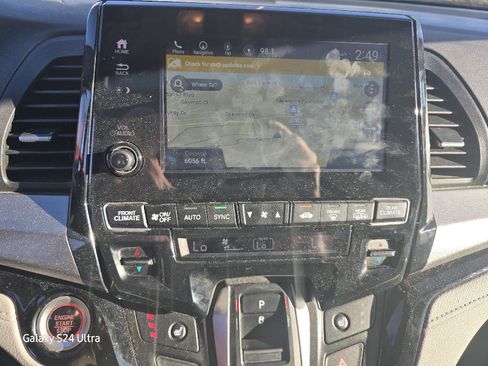 Certified 2023 Honda Odyssey Touring image 15